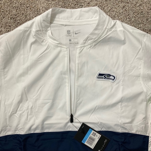 Nike Seattle Seahawks Sideline Repel Jacket - Picture 4 of 9